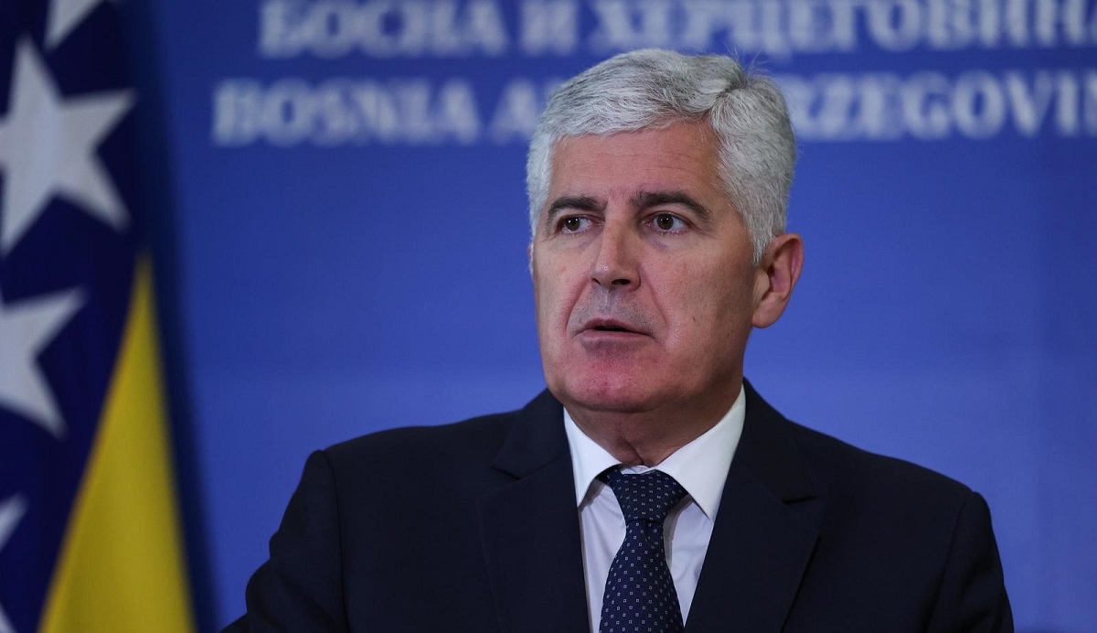 Čović uputio sućut obiteljima žrtava genocida u Srebrenici