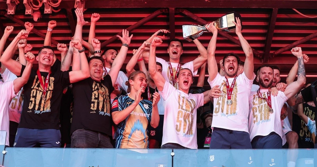FOTO I VIDEO Rijeka podigla pehar prvaka Hrvatske