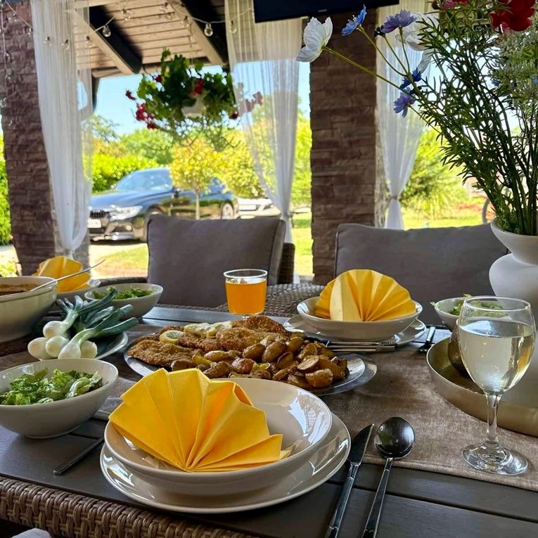 "Vidi se gdje je obitelj složna". Čitateljica opet oduševila svojim nedjeljnim ručkom