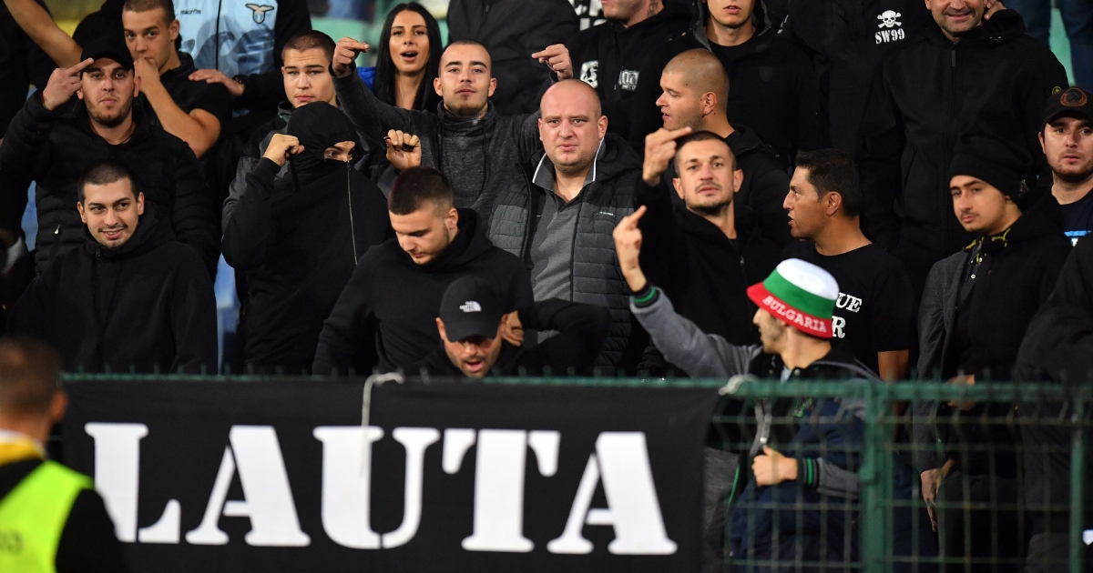 Engleski mediji o rasizmu u Bugarskoj: "Odvratno! Gubitnici! Izbacite ih van"