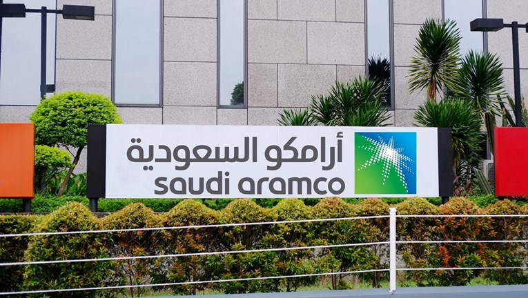 Saudijska Arabija najavila prodaju udjela u naftnom divu Aramcu