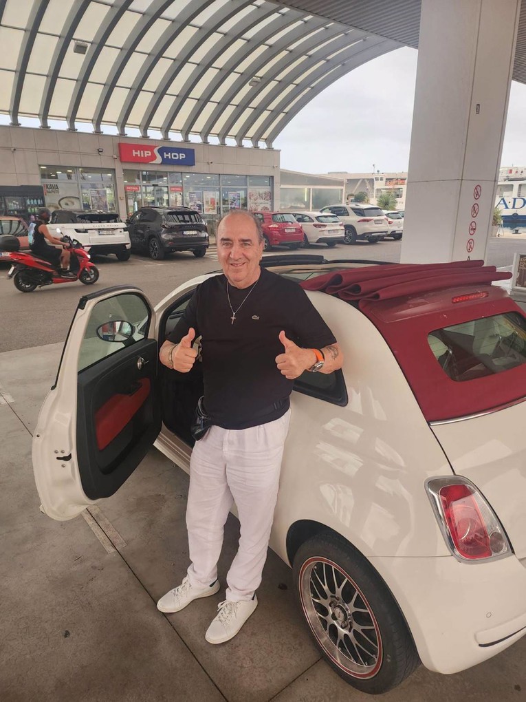 Mladen Grdović pokazao novi automobil koji si je kupio za 68. rođendan