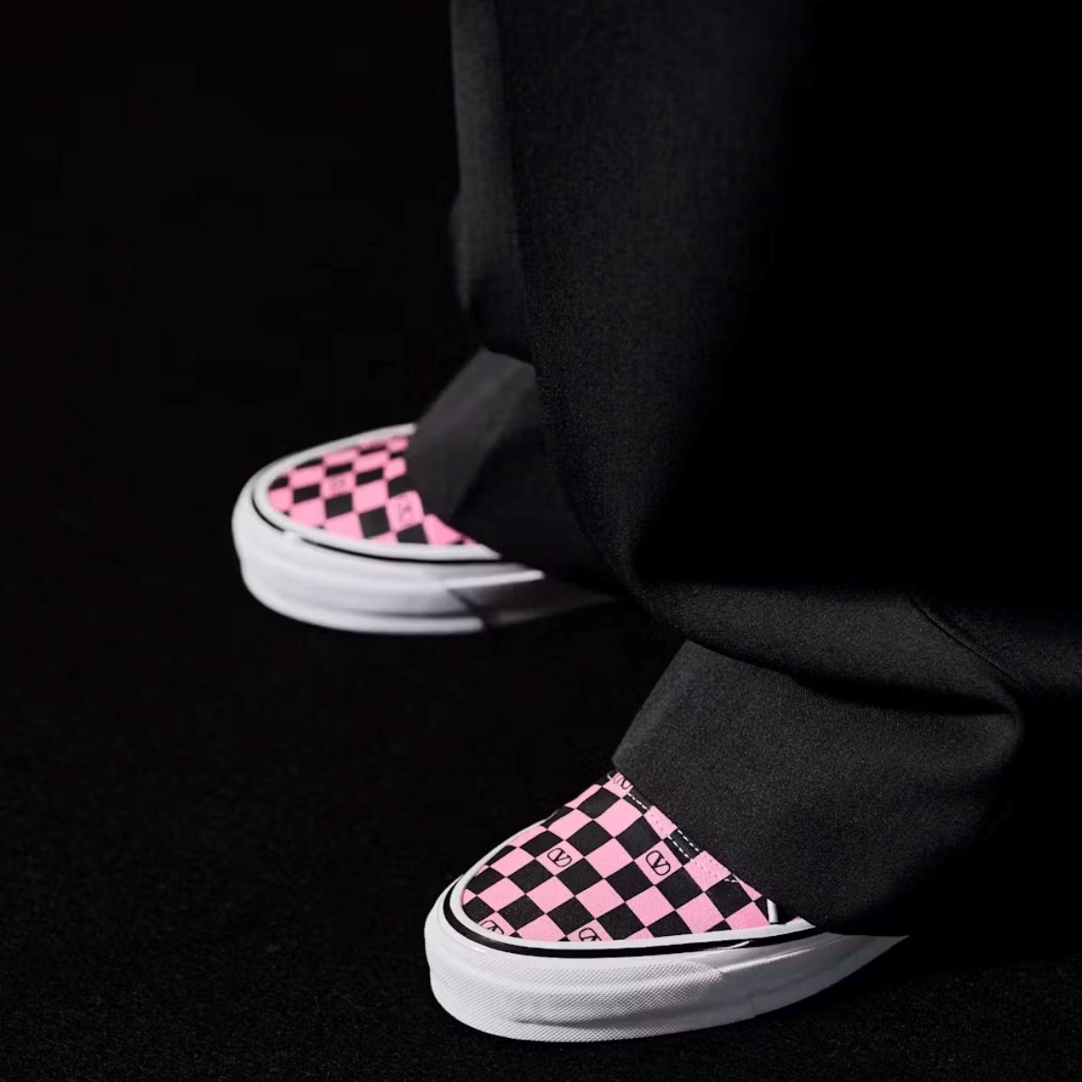 "Mogli su bolje": Vans i Valentino predstavili tenisice