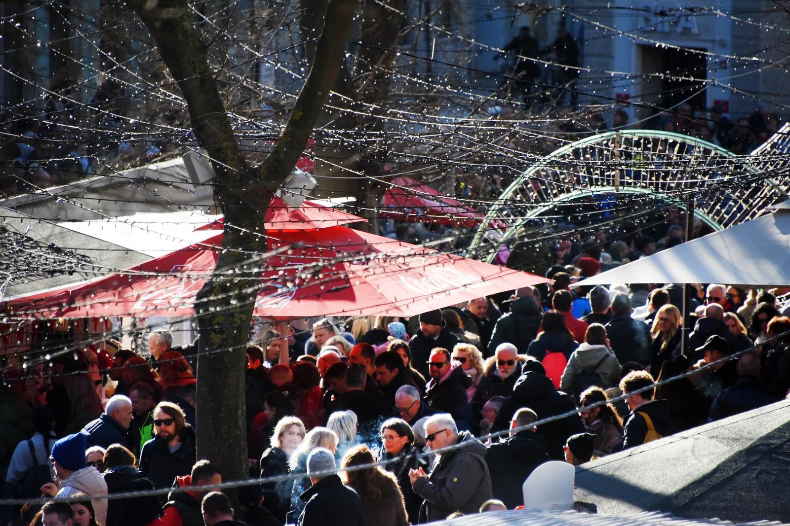 Turista u 2025. u Hrvatskoj 21,8 milijuna, a noćenja prvi puta iznad 110 milijuna