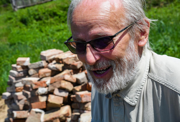 Hrvatski kipar uhićen nakon što je prijetio supruzi: "Sve ću zapaliti, a tebe ubiti"