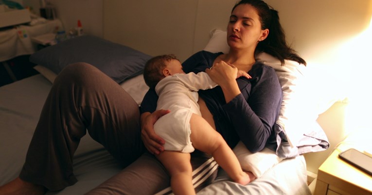 Trudna mama šokirala pričom: Suprug igra videoigre dok ja cijelu noć brinem o djetetu