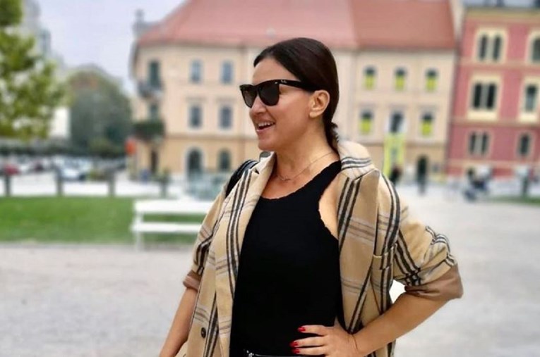 Nina Badrić pozirala u kožnim hlačama i oduševila fanove: "Čestitke za stajling"