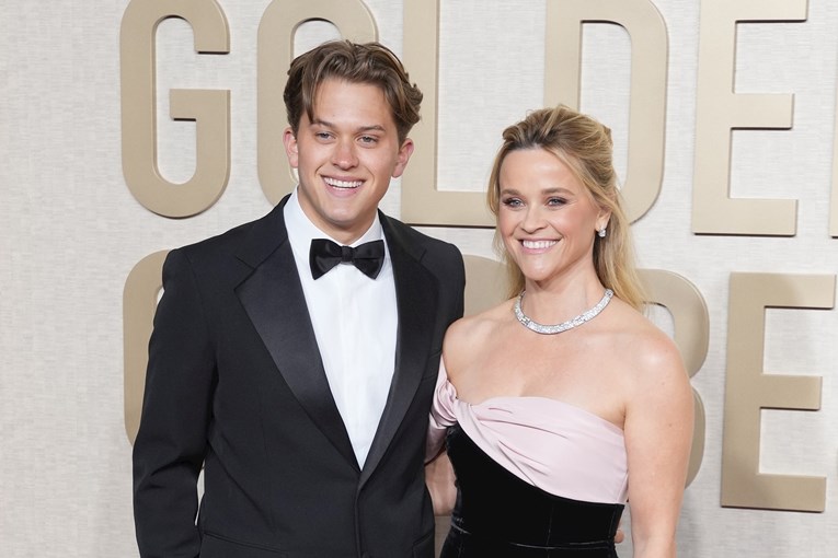Reese Witherspoon povela sina (20) na Zlatne globuse