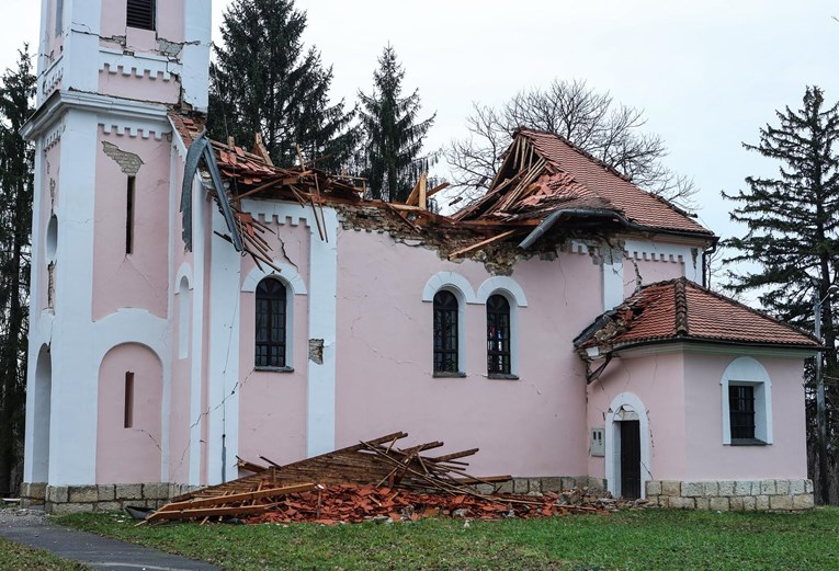 Kod Siska počela izgradnja crkve porušene u potresu