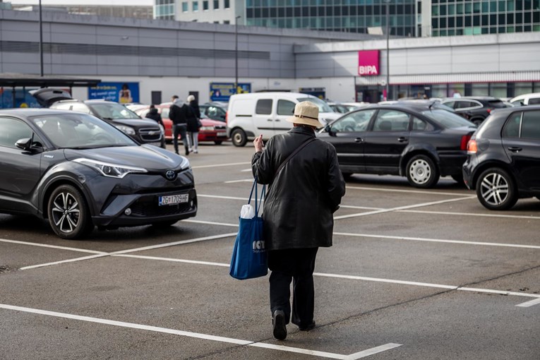 U eurozoni promet u maloprodaji pada, u Hrvatskoj raste