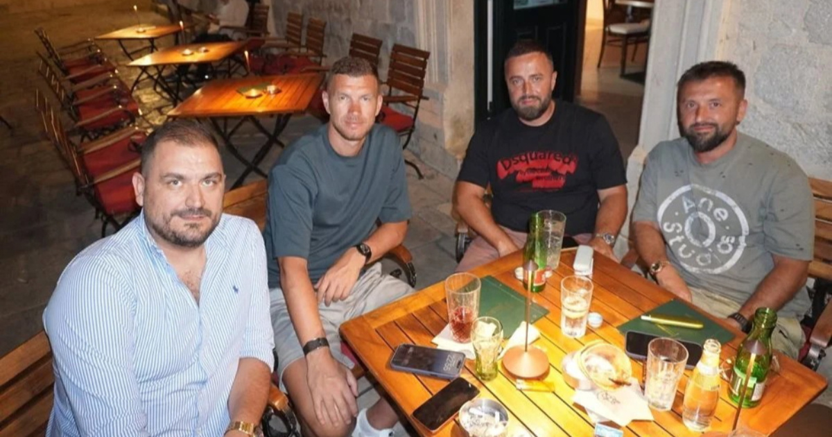 Edin Džeko ljetni odmor provodi u Dubrovniku, snimljen je s prijateljima na piću