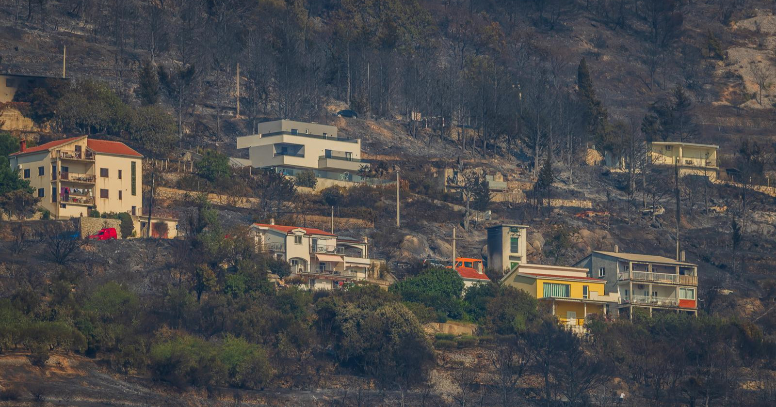 Omiš kreće u hitnu procjenu štete nakon požara