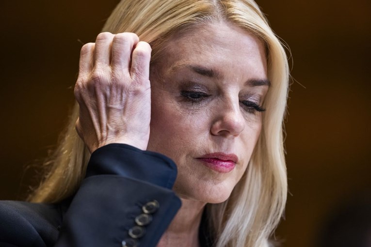 Trumpova tužiteljica: Postoje deseci tisuća snimki Epsteina i sve su s malom djecom