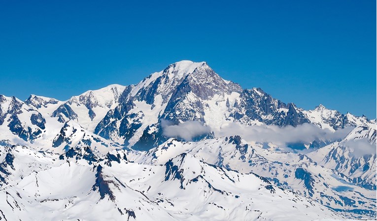 Planinar na Mont Blancu pronašao blago iz aviona koji je pao prije 50 godina