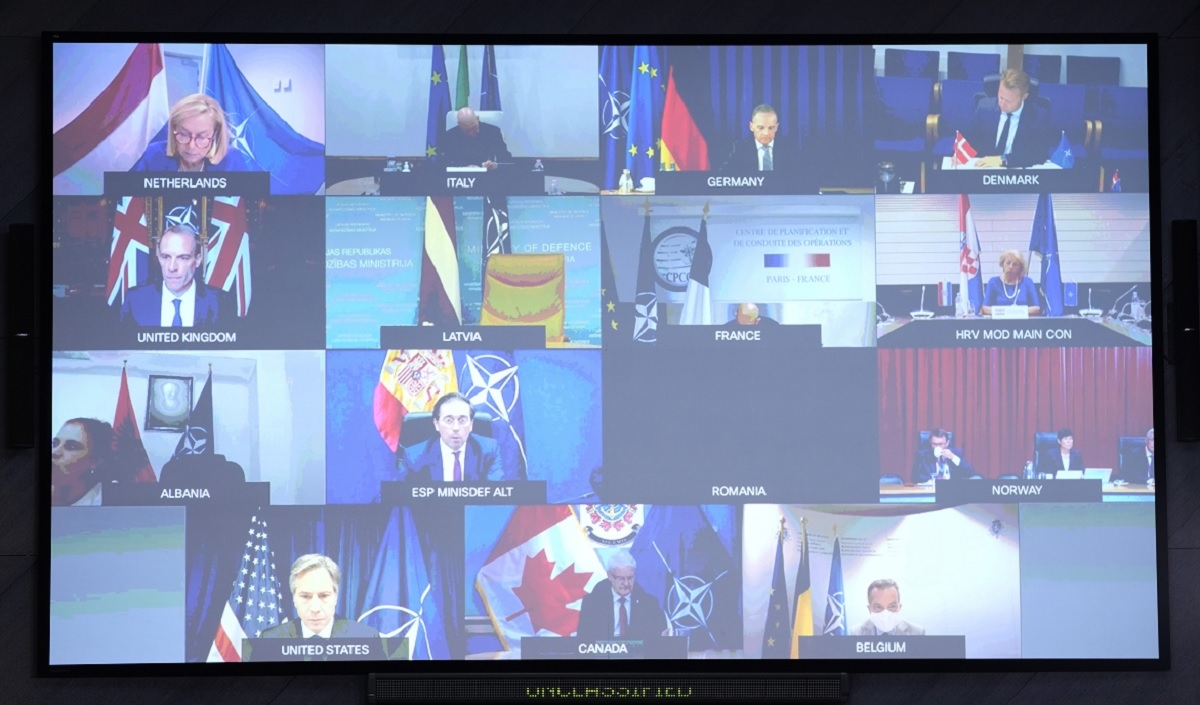 NATO protjerao osam članova ruske misije