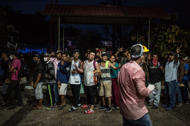 Predsjednik Gvatemale naredio uhićenje i izgon tisuća migranata na putu za SAD