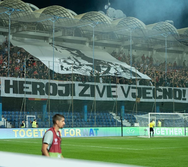 Navijači Crne Gore bojkotirali navijanje. Razlog je utakmica protiv Hrvatske?