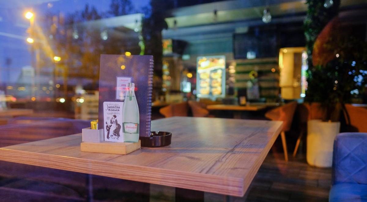 Stožer donio odluku: Barovi i noćni klubovi još dva tjedna ne smiju raditi iza ponoći