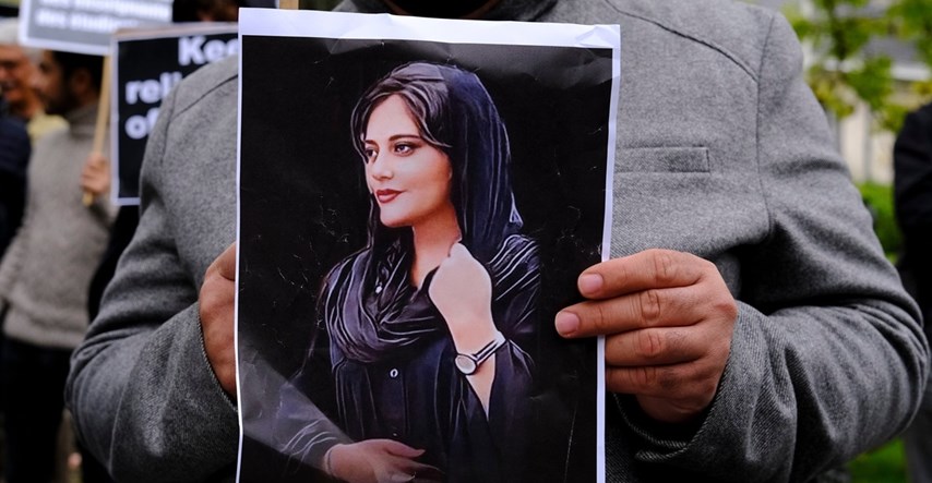 Iranska policija zaplijenila nagradu EU za djevojku koja je umrla zbog hidžaba