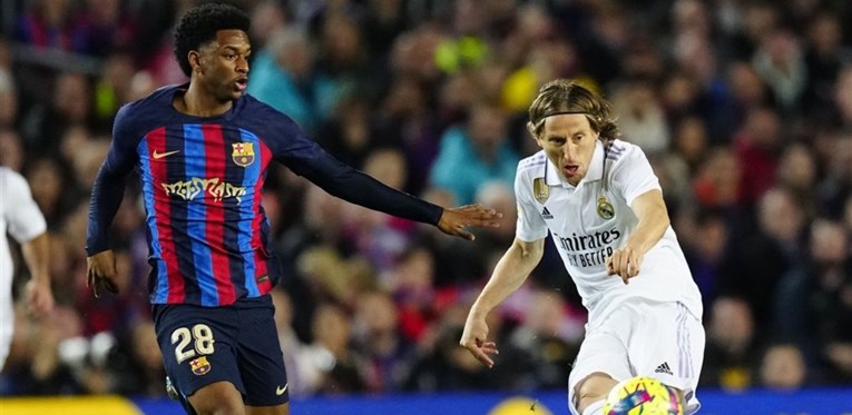 Mlada zvijezda Barcelone: Modrić ima 37 godina, a na terenu izgleda kao da mu je 20