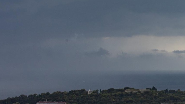 Traje potraga kod Novigrada. Usred oluje nestala osoba s jedrilice