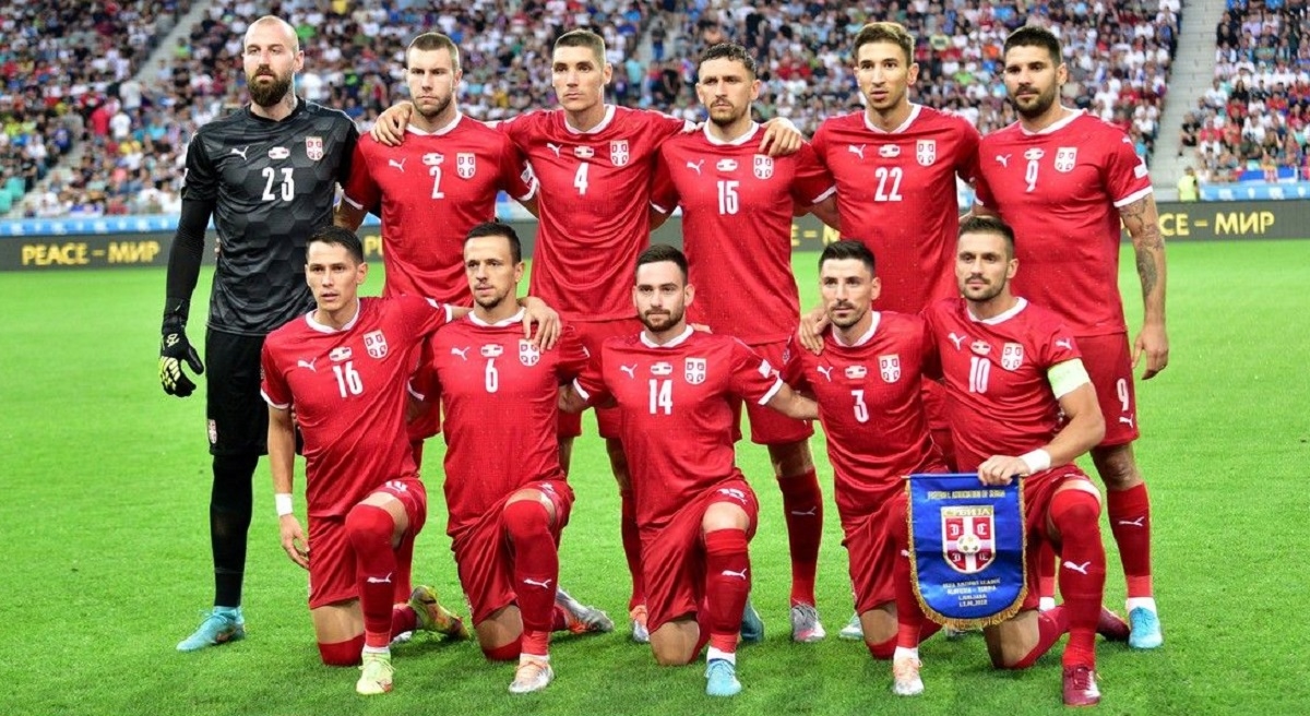 Srpski tabloidi: Suludo i sramno! Orlove su htjeli obući u šahovnicu