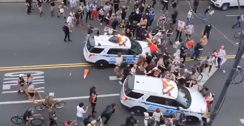 Nasilje u SAD-u, ima mrtvih. Policija autima gazila prosvjednike, Trump im prijeti