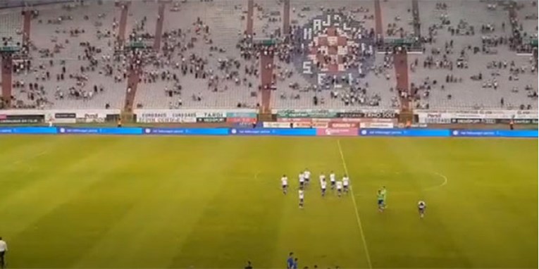 Torcida pjevala igračima Hajduka nakon novog poraza, ostatak Poljuda ih izviždao