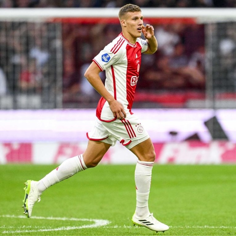 Ajax otpisao Hrvata koji ima ponude iz Engleske i Njemačke