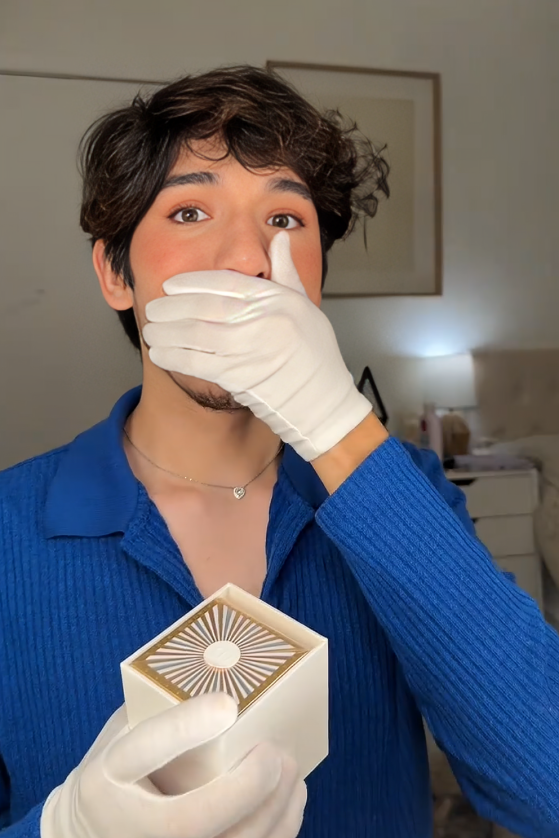 Tiktoker raspakirao Diorov kalendar od 1000$ i ostao zapanjen posljednjim poklonom