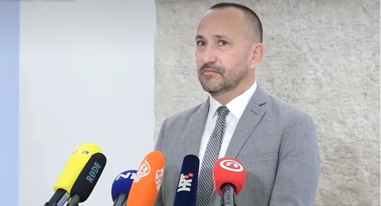 VIDEO Zekanović držao presicu, Grmoja mu vikao: "Zeko žetončina"