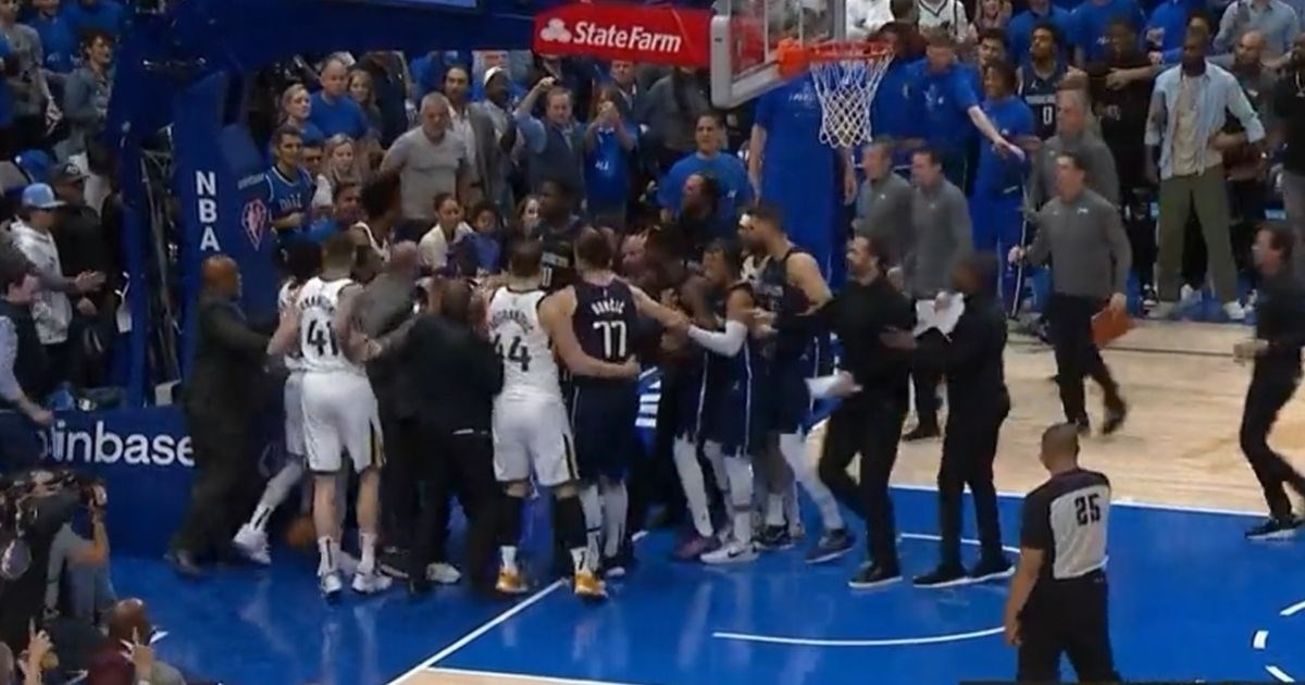 VIDEO Centar Jazza grubo prizemljio Dončića, dotrčali suigrači, dvojica isključena