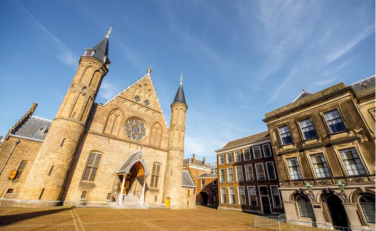 Migrantska obitelj već sedam tjedana živi u crkvi u Haagu