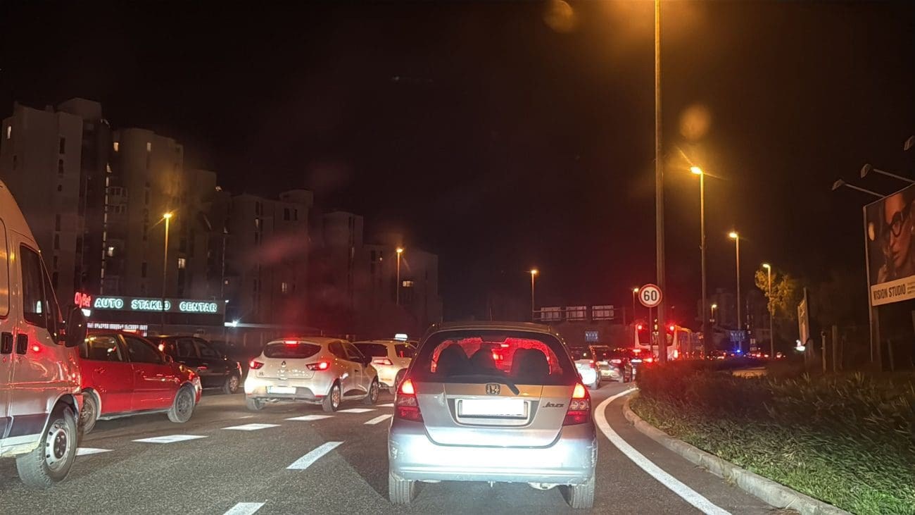 Opljačkana trgovina. Duge cijevi na ulicama Splita, stvorile se gužve