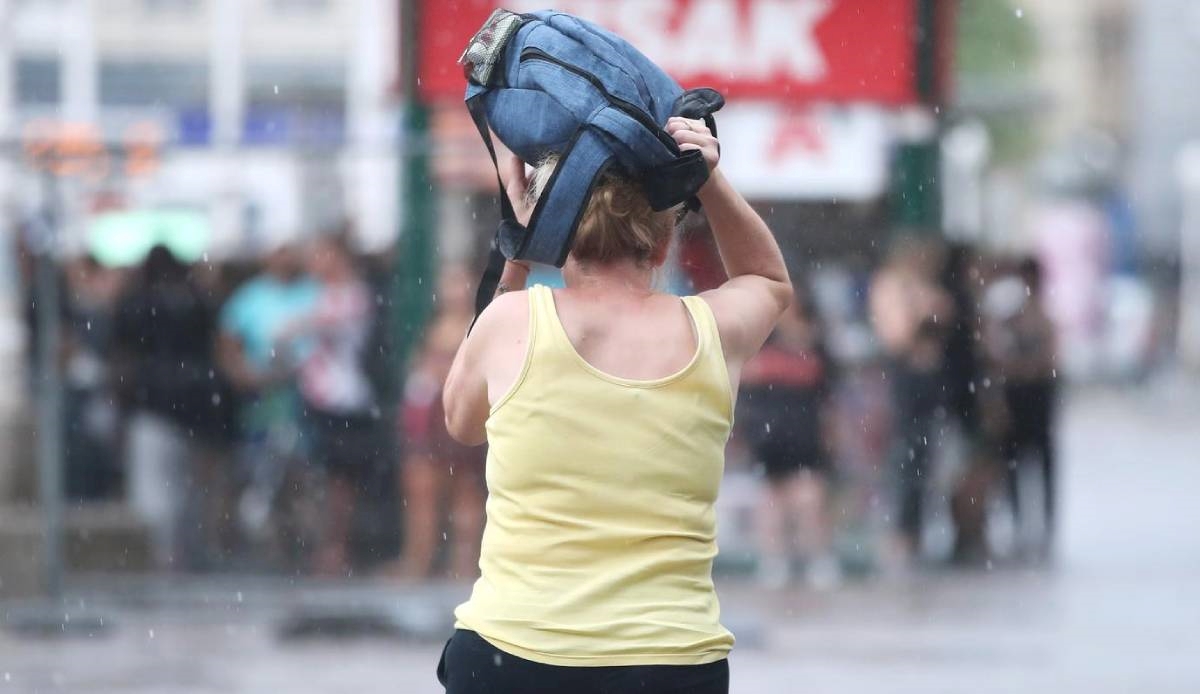 Promjena vremena u unutrašnjosti, u Dalmaciji visoke temperature