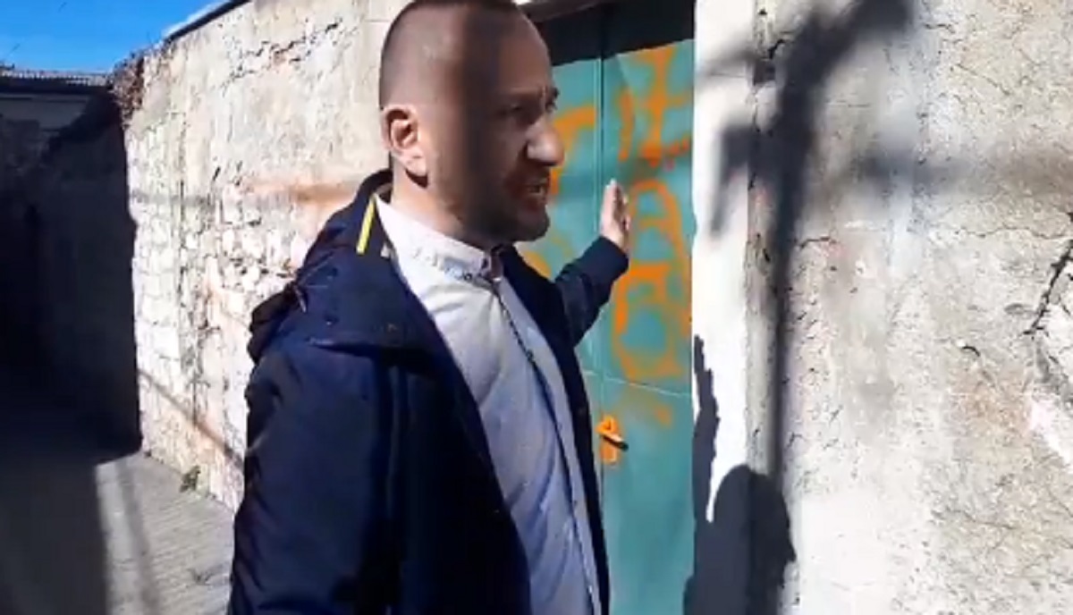 Zekanović o ustaškom grafitu na kući: "Majci mi je pozlilo"