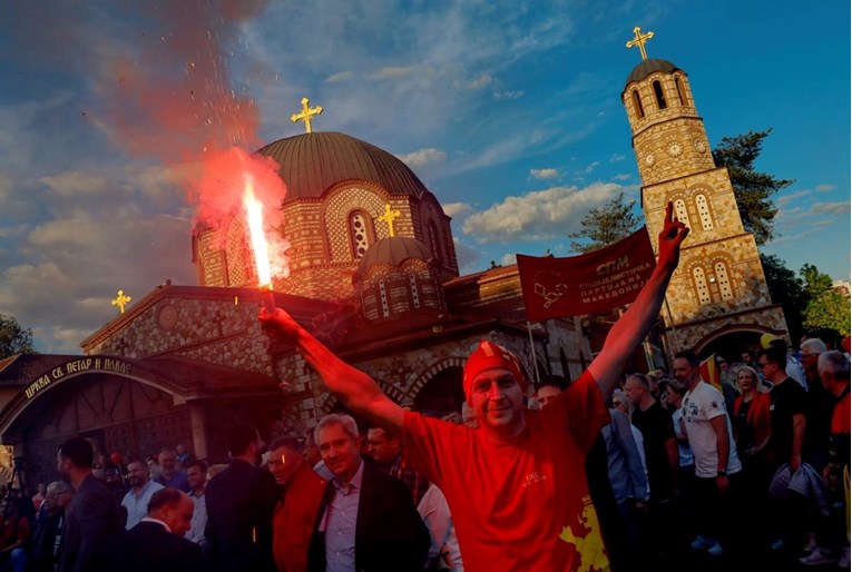 Makedonci danas izlaze na ključne izbore. "O njima nam ovisi budućnost"