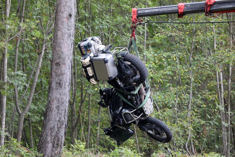 U teškoj nesreći iznad Rijeke poginuli vozač i putnica s motora