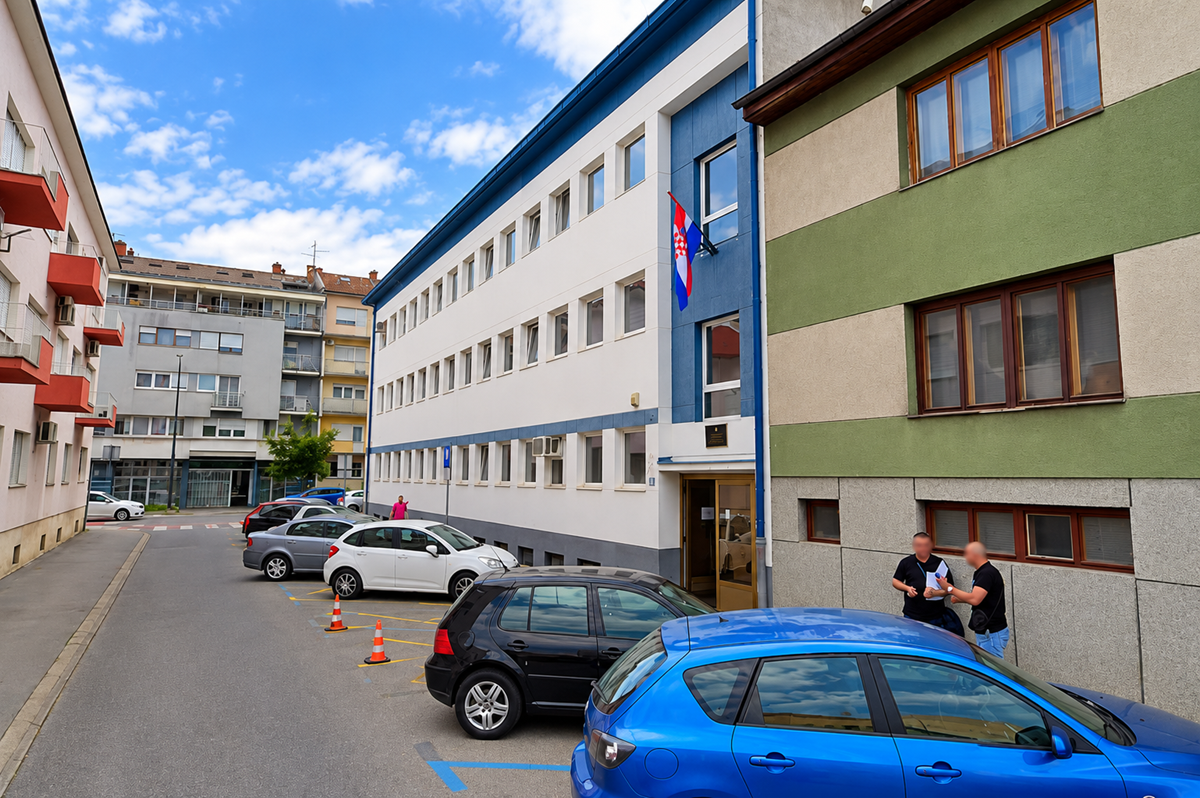 Muškarac galamio ispred policijske postaje u Slavonskom Brodu. Uhićen je