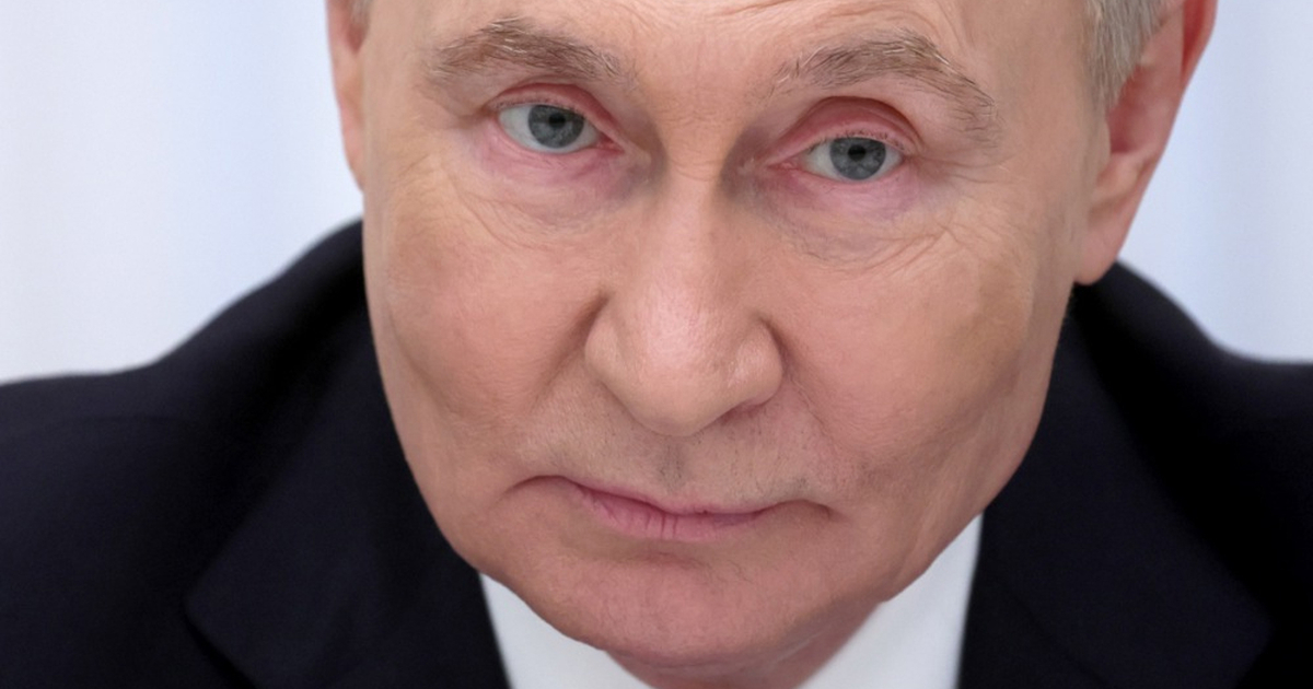 Ruski novinari napisali veliku Putinovu biografiju. Kremlj ju je zabranio