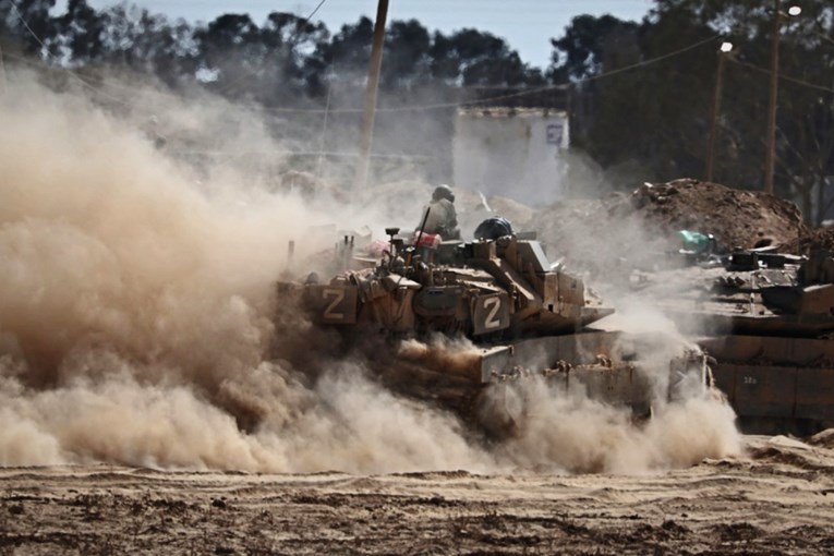 Izrael se sprema za veliku kopnenu ofenzivu na Gazu. Mobilizirano 60.000 rezervista