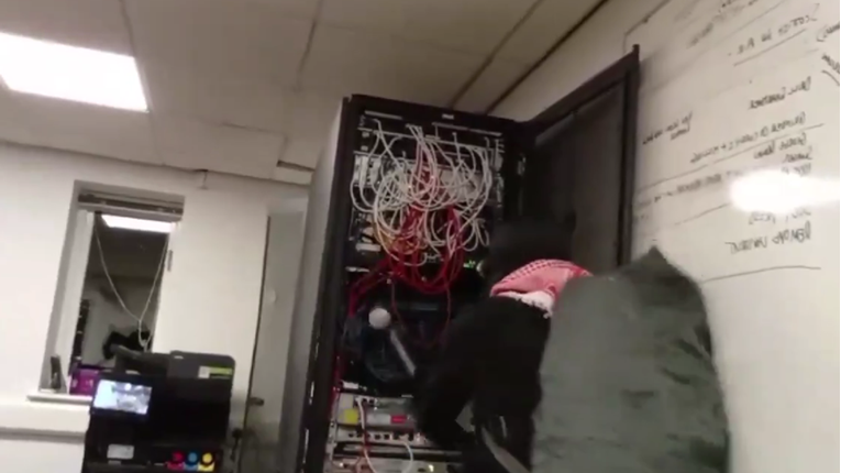 VIDEO Propalestinski aktivisti vandalizirali tvornicu dijelova za avione u Škotskoj