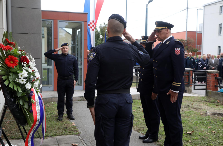 Petrinja obilježila 36 godina od napada koji je prethodio Domovinskom ratu
