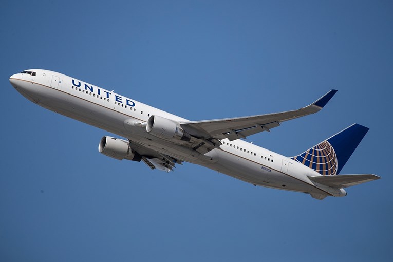 United Airlines otpustio 232 zaposlenika koji se nisu htjeli cijepiti