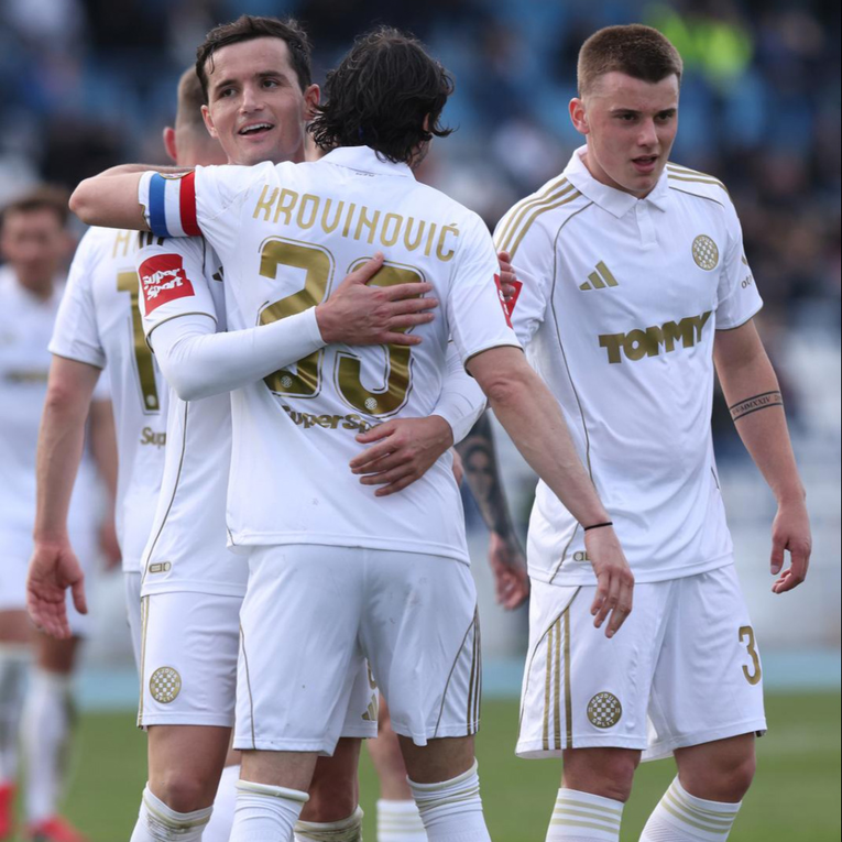 Hajduk je javno otpisao tri prvotimca, ali ih vodi na pripreme. Evo zašto