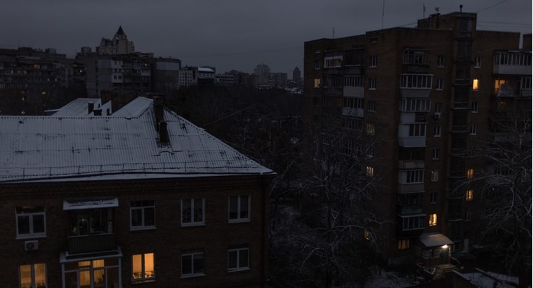 Novi ruski napadi kod Harkiva. Zelenski: Nemamo dovoljno struje, najgore je u Kijevu