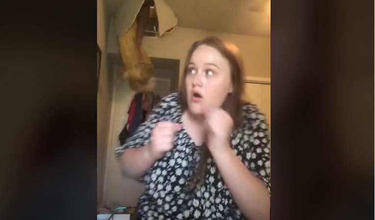 Cura se snimala kako pjeva, snimka postala hit zbog onog što se dogodilo u pozadini