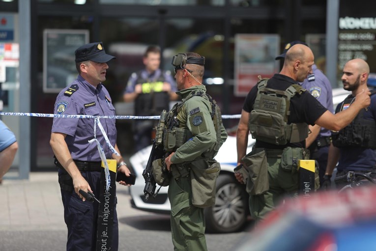 Objavljeni detalji pucnjave u banci u Zagrebu, naoružani razbojnik satima bježi