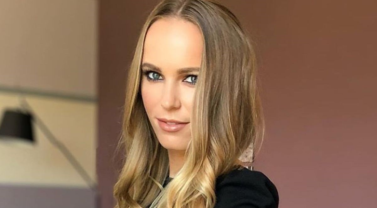 Jedna od najljepših tenisačica pozirala u donjem rublju, pokazala savršen trbuh