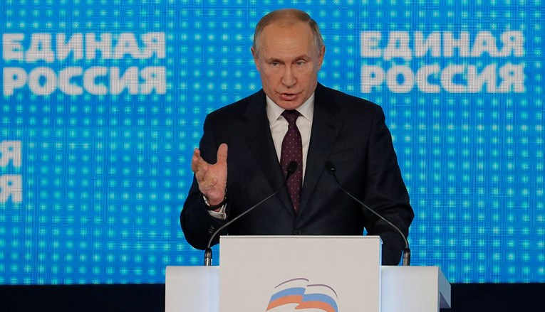Putinov glasnogovornik: Predsjednik radi kao visoka peć koju je nemoguće ugasiti